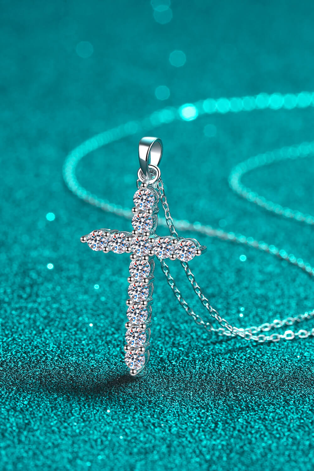Moissanite Cross Pendant Chain Necklace - 图片 4