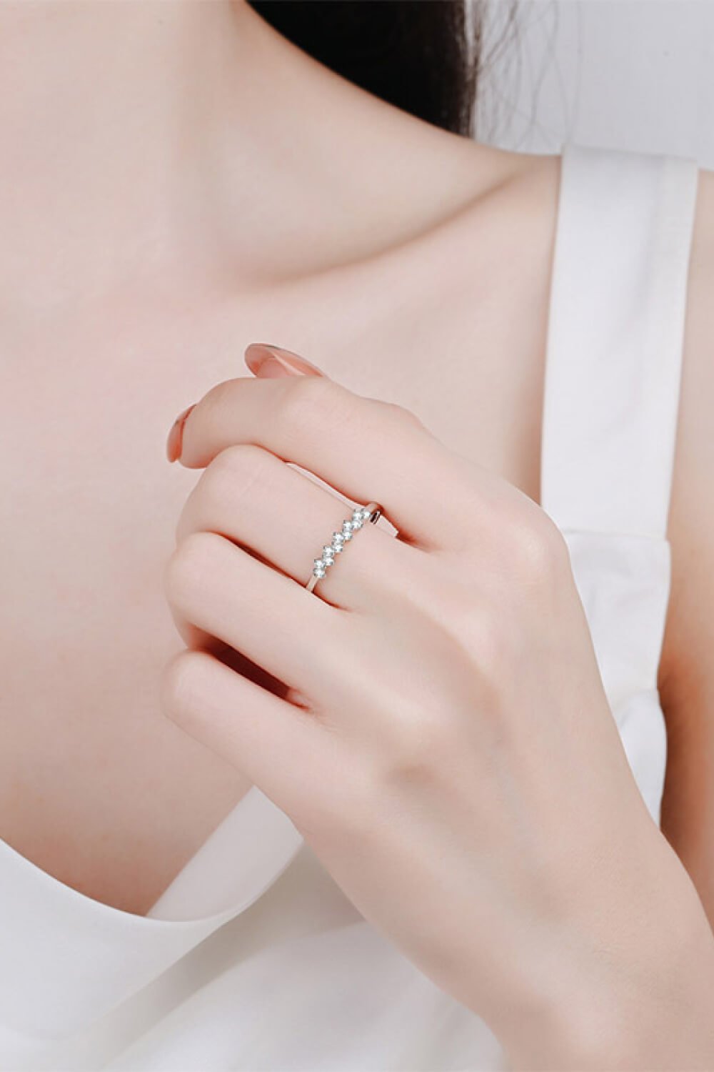 Eye-Catching 925 Sterling Silver Moissanite Ring - 图片 2